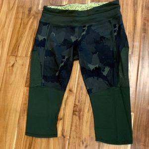 Lululemon crop leggings